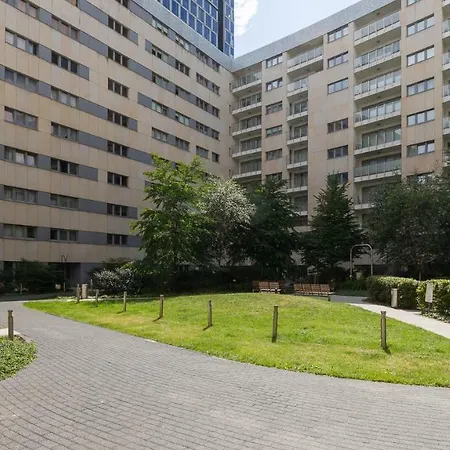 W Rent Like - Oxygen Wronia 45 * Warsaw